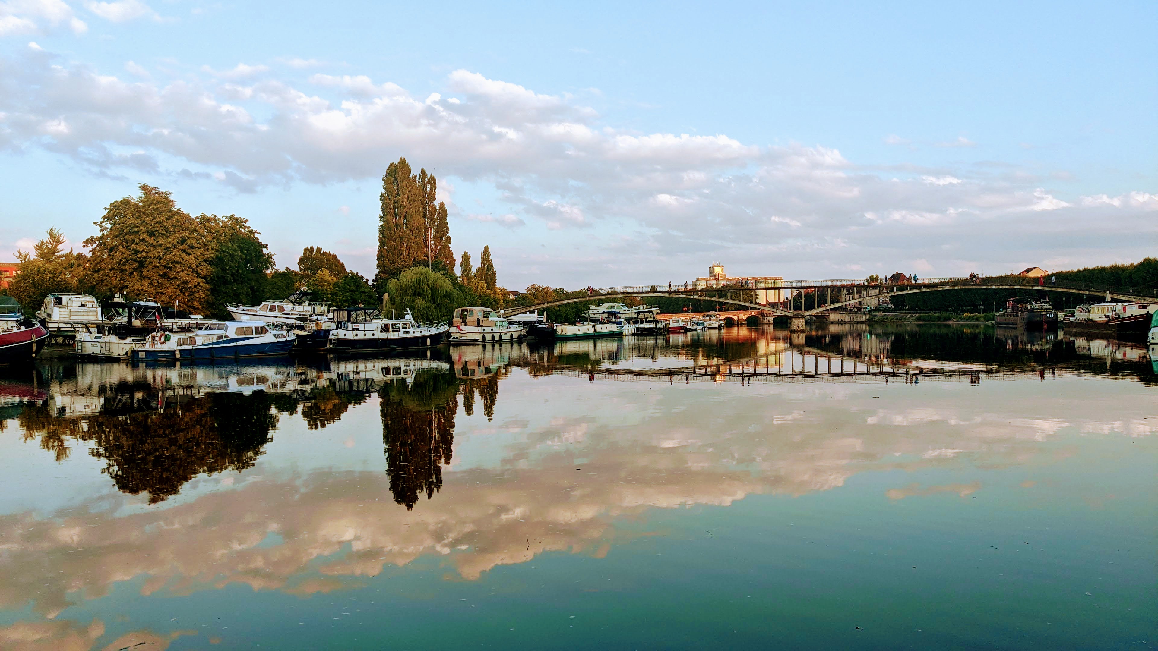 Canal de Bourgogne sunset
