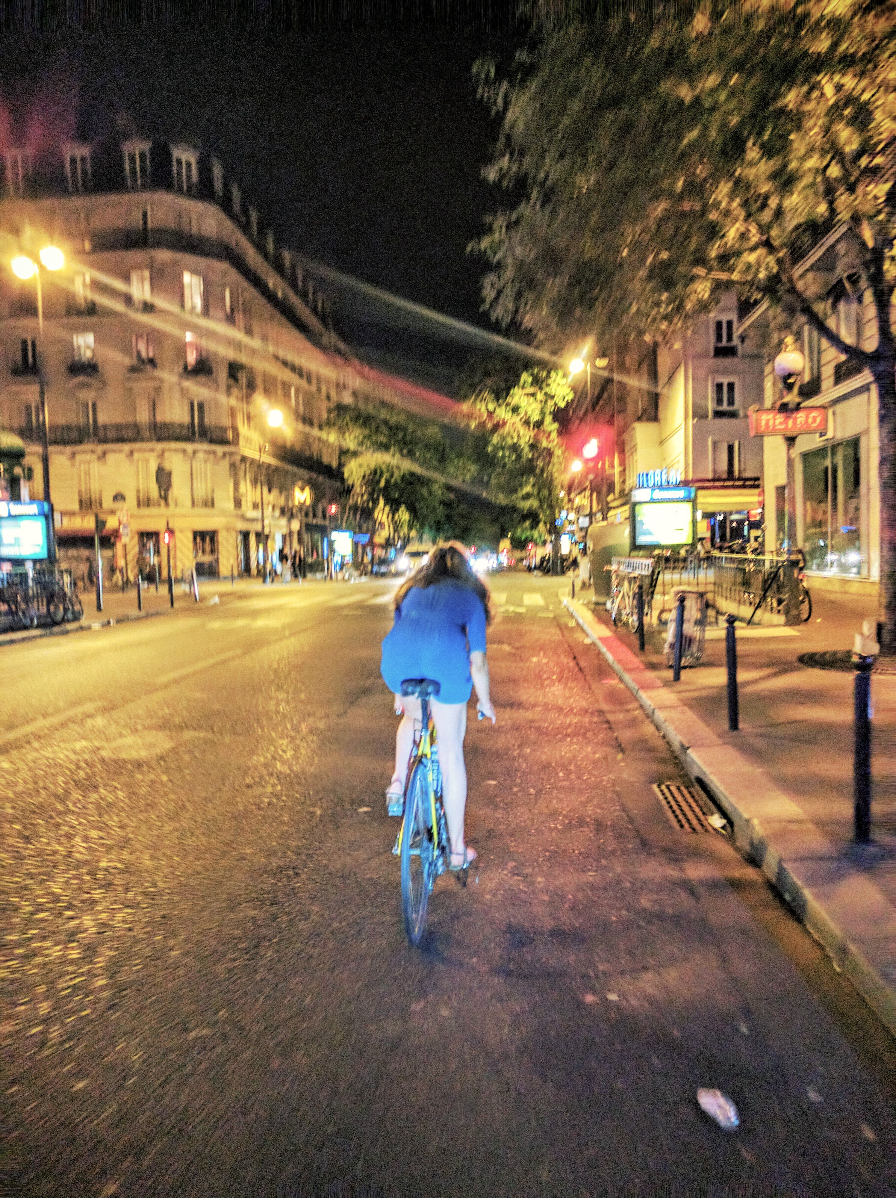 Parisian night cyling