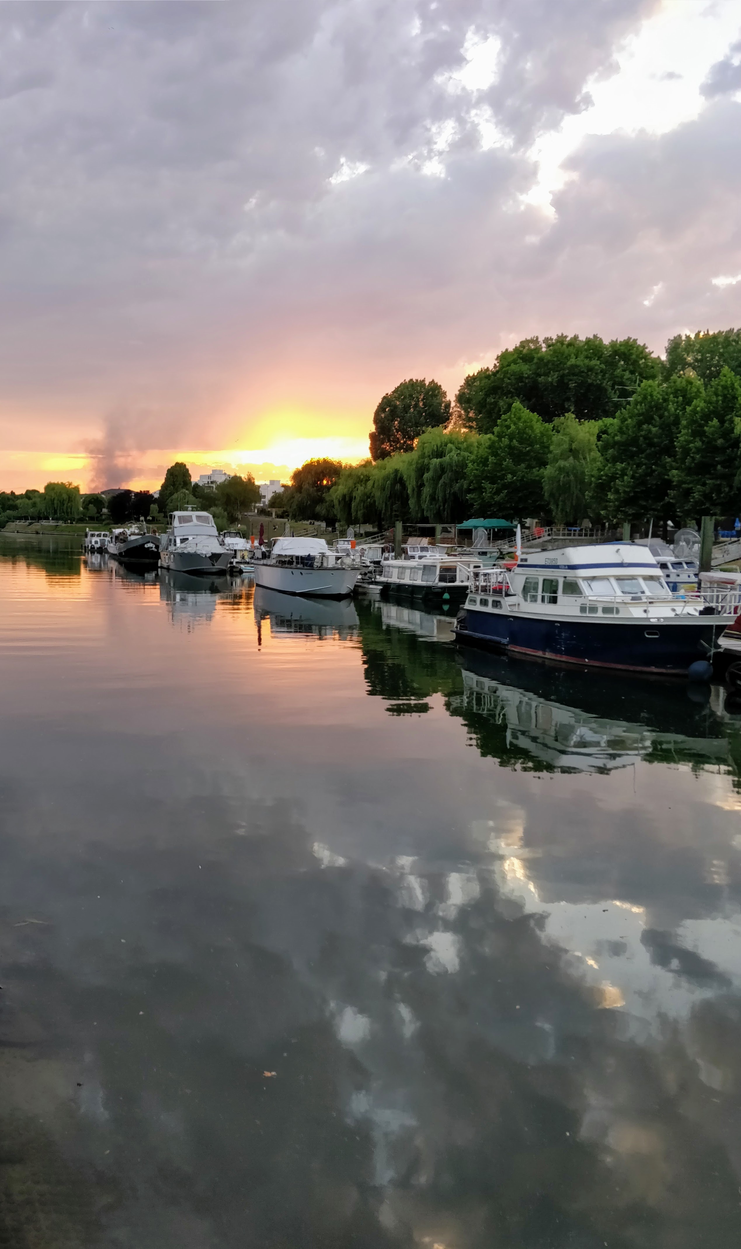 La Marne end of summer sunset