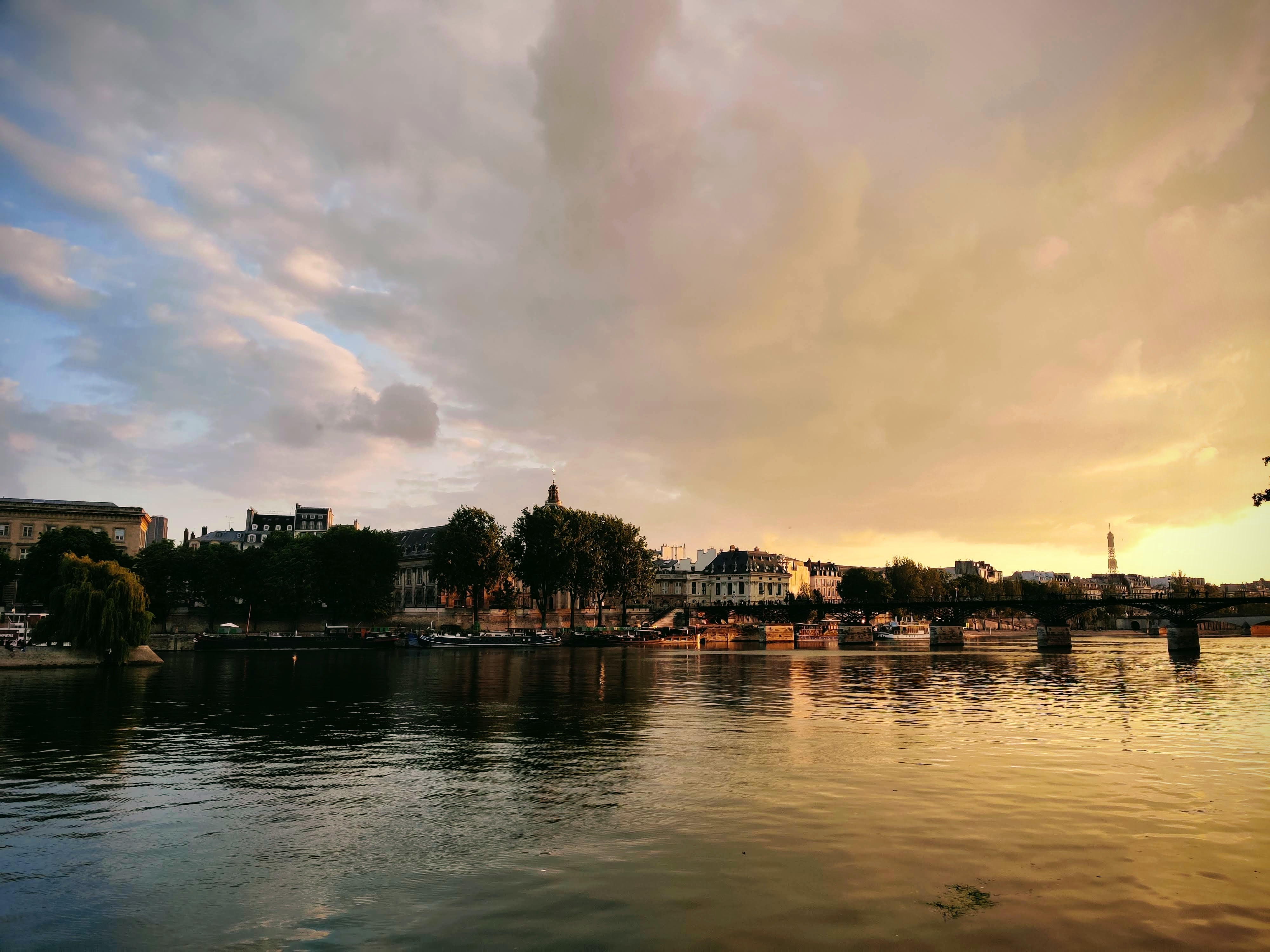 Parisian's spring night
